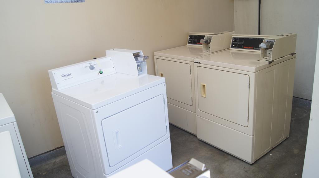 Holiday Lodge & Suites Mcalester Extérieur photo